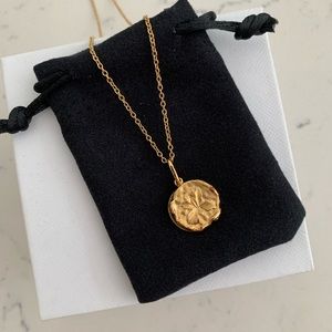 Mejuri Iris Medallion